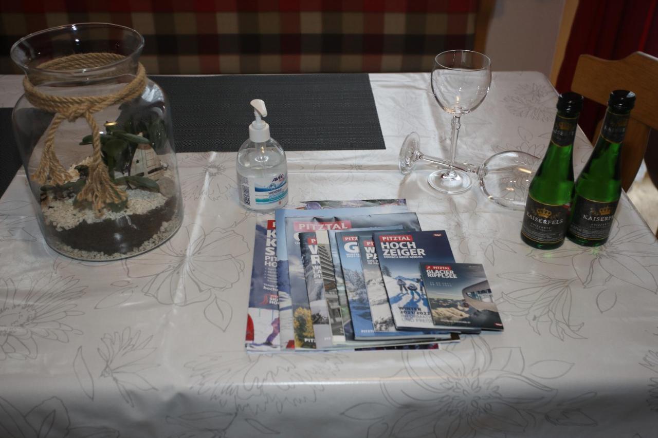 Enzenstall Ferienwohnung Sturm Pitztal מראה חיצוני תמונה